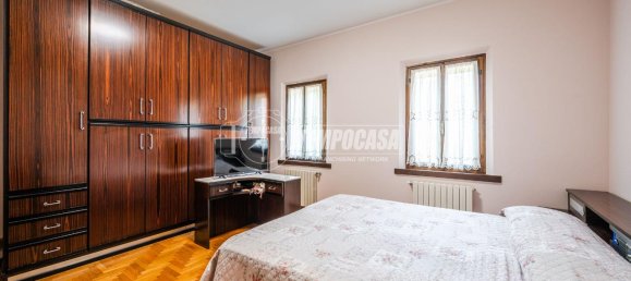 Дом с 5 комнатами в Кастельнуово Рангоне, Италия № 36350 48