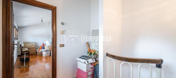 Дом с 5 комнатами в Кастельнуово Рангоне, Италия № 36350 16