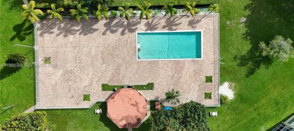 1 غرف نوم عقار تجاري في Miami, الولايات المتحدة رقم 614291 4