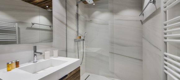 3 bedrooms Apartment in Courchevel, France No. 923 7