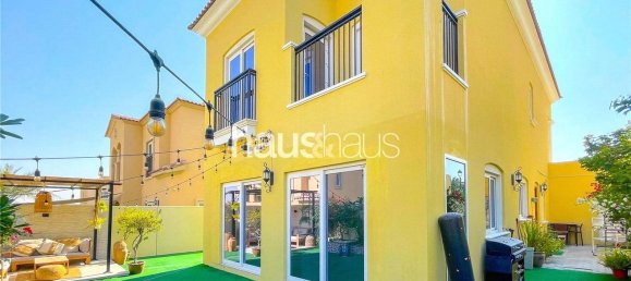 Вилла с 3 спальнями в Dubai Land, ОАЭ № 98799 2