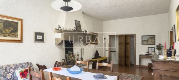 6 rooms Apartment in Montone, Italy No. 296999 4