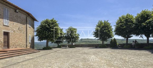 6 rooms Apartment in Montone, Italy No. 296999 14