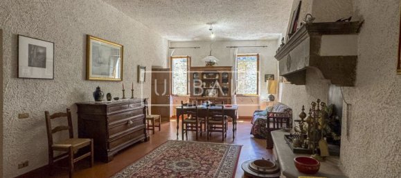 6 rooms Apartment in Montone, Italy No. 296999 7