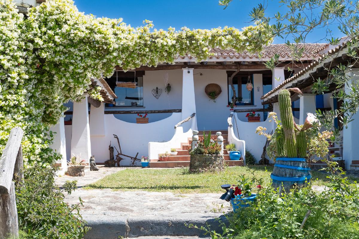 Casa T25 em Galtellì, Italy N.º 260349