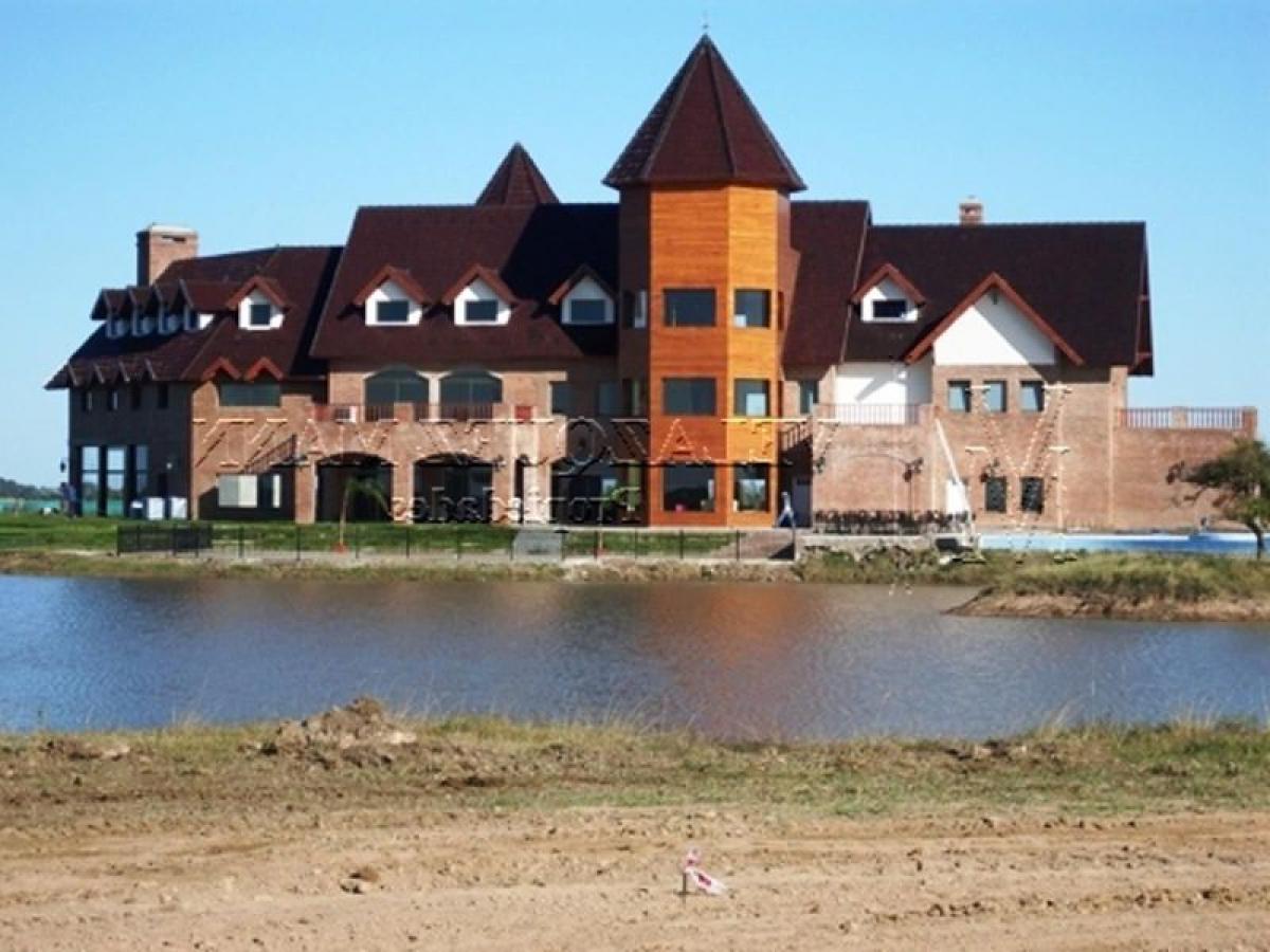 Grundstück in San Vicente, Argentina, Nr. 36788