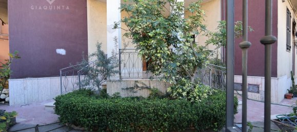 Estudio en Palagonia, Italy No. 234046 6