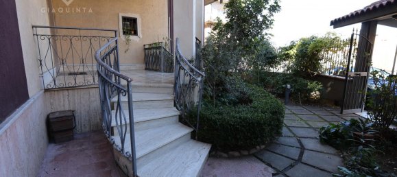 Estudio en Palagonia, Italy No. 234046 3