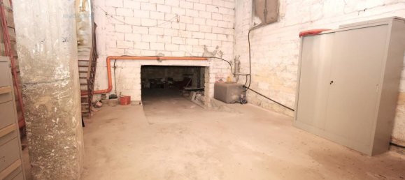 Estudio en Palagonia, Italy No. 234046 12