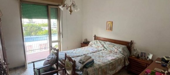 2 bedrooms Apartment in Naples, Italy No. 184866 3