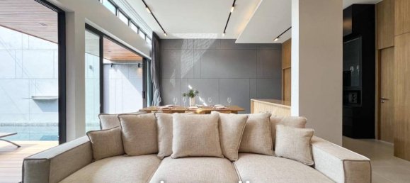 3 bedrooms Villa in Chalong, Thailand No. 24795 10