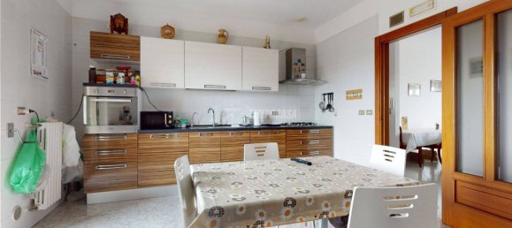 3 chambres Appartement à Turi, Italy No. 162995 7