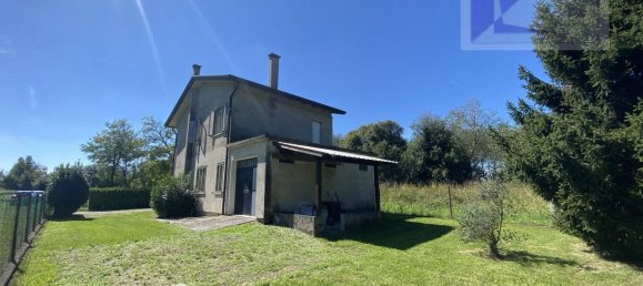 3 bedrooms Villa in Piombino Dese, Italy No. 359165 4