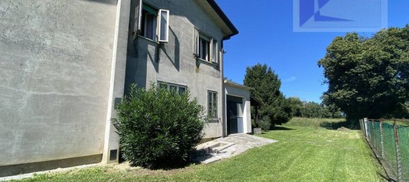 3 bedrooms Villa in Piombino Dese, Italy No. 359165 3