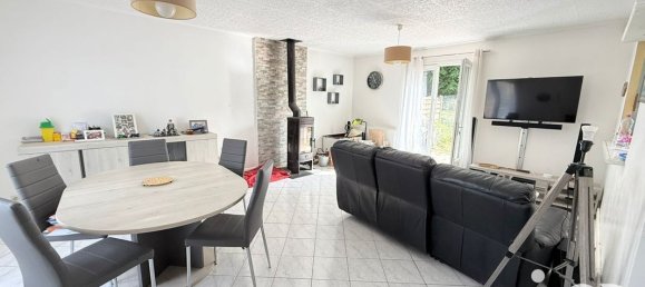 3 Schlafzimmer Haus in Oise, France, Nr. 330283 2