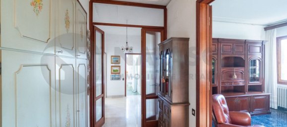 5 rooms Apartment in Reggello, Italy No. 309074 17