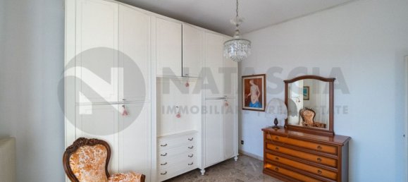 5 rooms Apartment in Reggello, Italy No. 309074 3