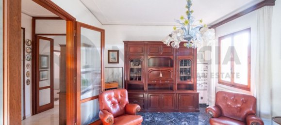 5 rooms Apartment in Reggello, Italy No. 309074 16