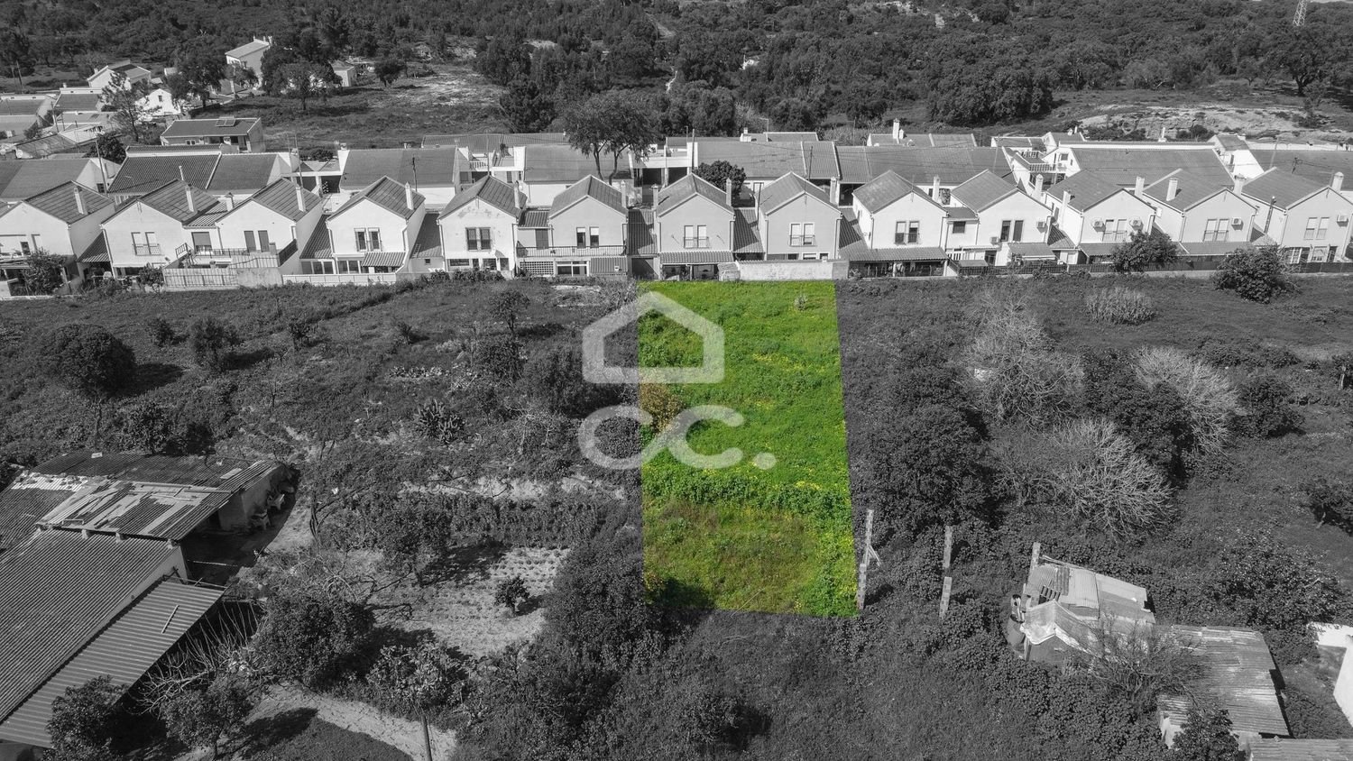 600m² Land in Setubal, Portugal No. 235593