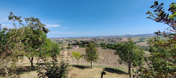 Квартира с 3 комнатами в Санта Мария Нуова, Италия № 273115 18