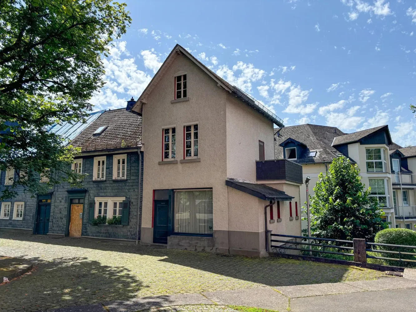 4 bedrooms Townhouse in Altenkirchen, Germany No. 174475