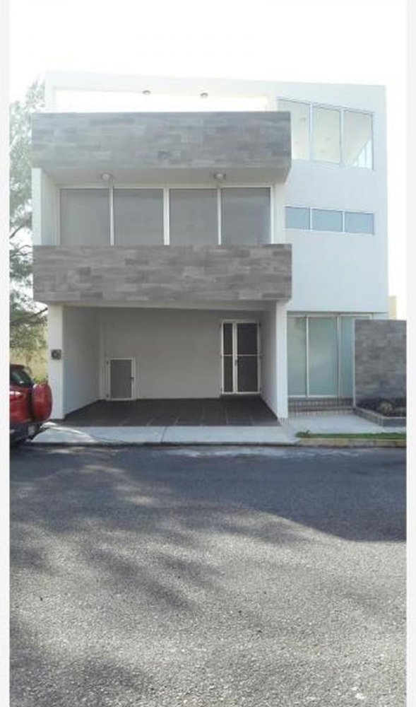 3 bedrooms House in Veracruz, Mexico No. 209999