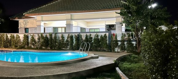 3 bedrooms Cafe / restaurant in Pattaya, Thailand No. 20153 5