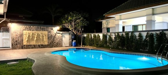 3 bedrooms Cafe / restaurant in Pattaya, Thailand No. 20153 4