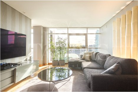 3 غرف نوم منزل ذو طابقين في Lisbon, Portugal رقم 136814