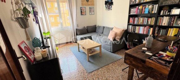 3 rooms Apartment in Bologna, Italy No. 315848 9