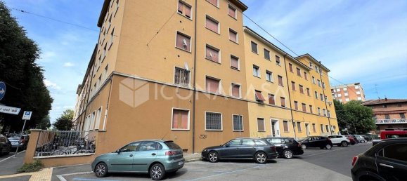 3 rooms Apartment in Bologna, Italy No. 315848 28