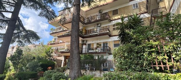 3 bedrooms Apartment in Rome, Italy No. 310793 25