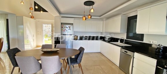 Villa 4+1 in Fethiye, Turkey No. 12334 19