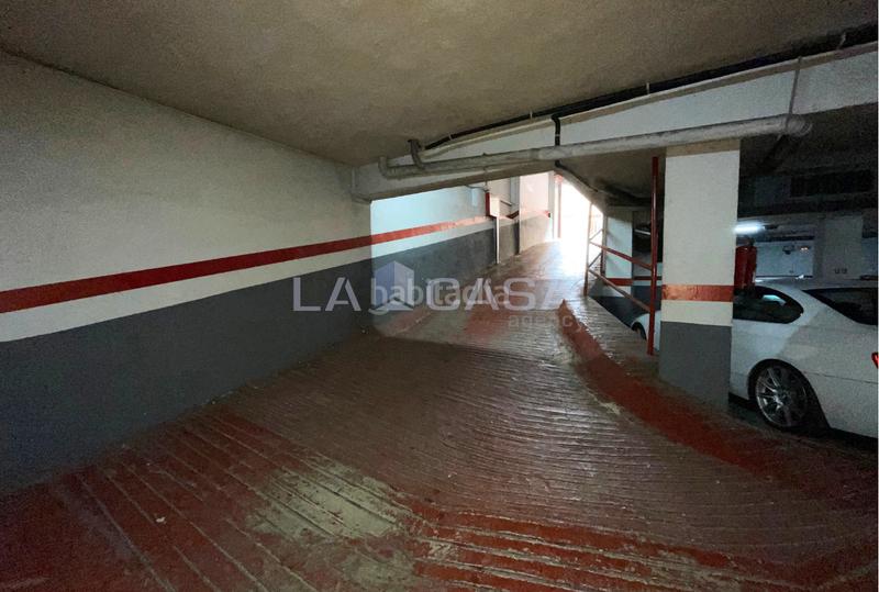 Parkplatz in Badalona, Spain 43m², Nr. 136119