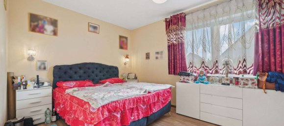 5 rooms House in Roth, Germany No. 205919 8