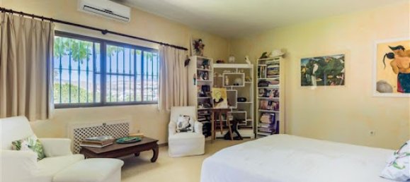 5 bedrooms Villa in Benahavis, Spain No. 141906 6