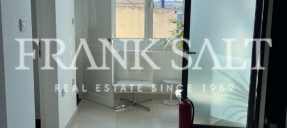 4 غرف نوم فيلا في Ta' Xbiex, Malta رقم 12776 3