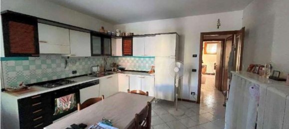 2 rooms Apartment in Santa Maria di Sala, Italy No. 16177 3