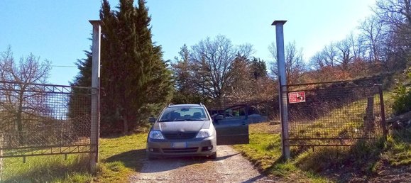 5 rooms Apartment in Arezzo, Italy No. 194868 8