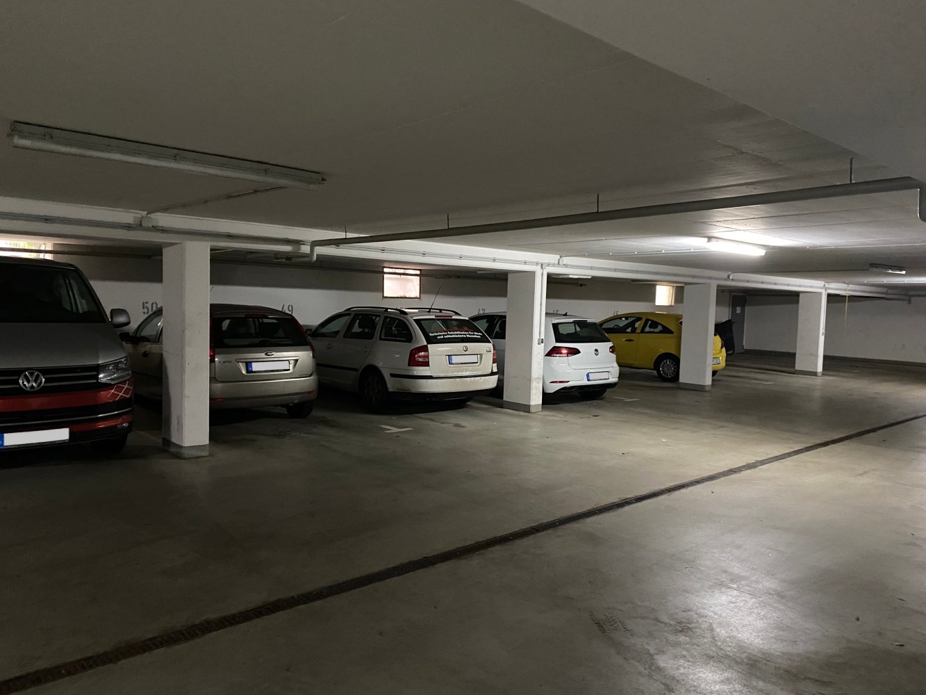  Parking in Leipzig, Germany No. 78581