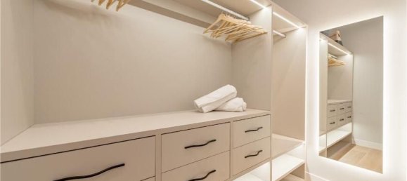 2 bedrooms Apartment in Madrid, Spain No. 93839 16