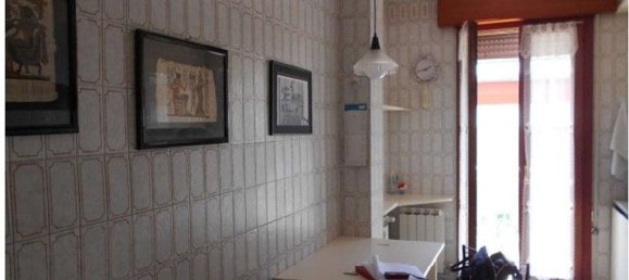 Apartamento de 5 habitaciónes en Padua, Italy No. 11250 2