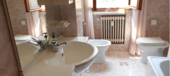 Apartamento de 5 habitaciónes en Padua, Italy No. 11250 6