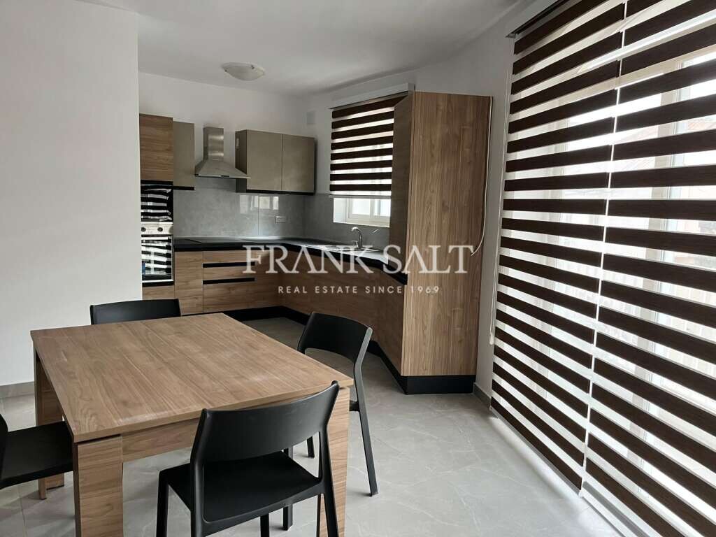 3 bedrooms Apartment in Siggiewi, Malta No. 10980