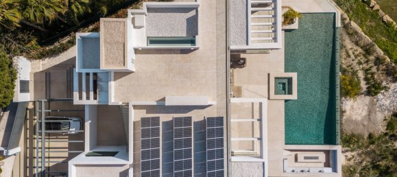 4 bedrooms Villa in Malaga, Spain No. 33637 48