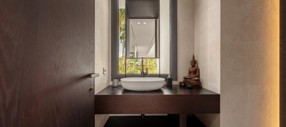 4 bedrooms Villa in Malaga, Spain No. 33637 34