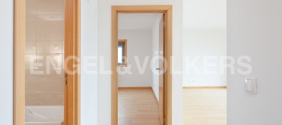 1 bedroom Apartment in Lisbon, Portugal No. 11017 5