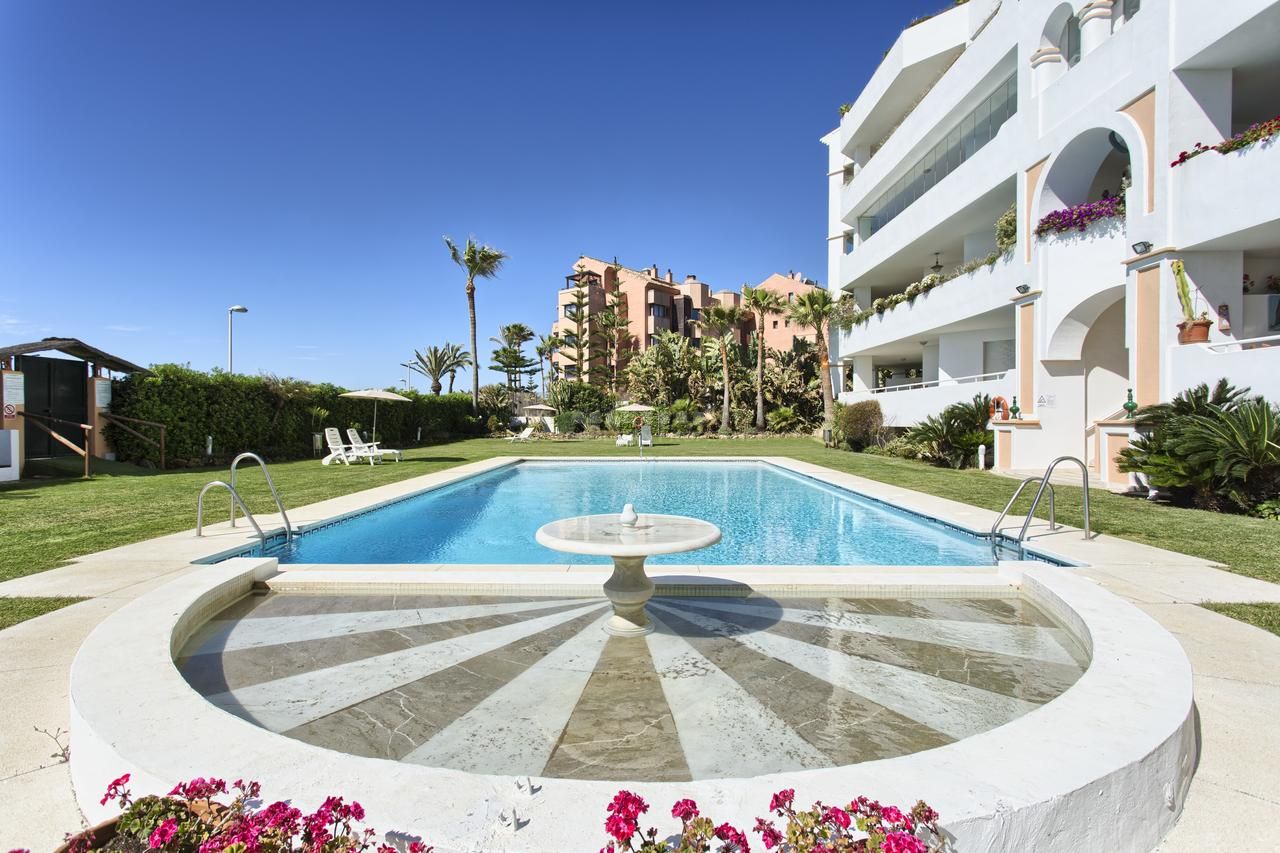 Квартира с 2 спальнями в Марбелья, Испания № 95575