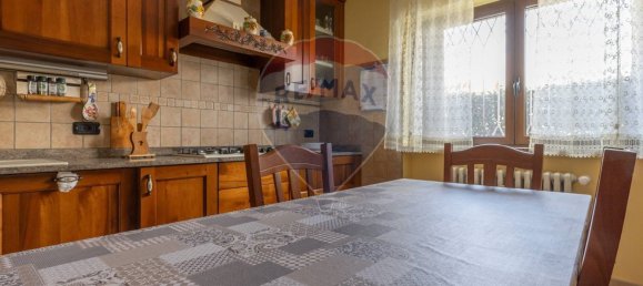 Casa de 4 dormitorios en Vanzaghello, Italy No. 54509 5