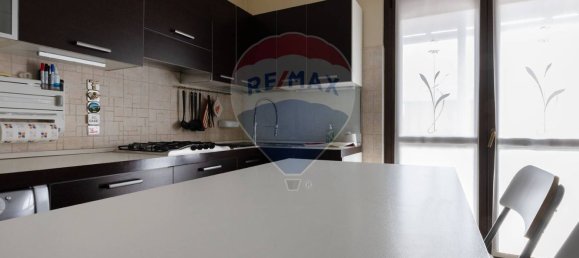 Casa de 4 dormitorios en Vanzaghello, Italy No. 54509 25